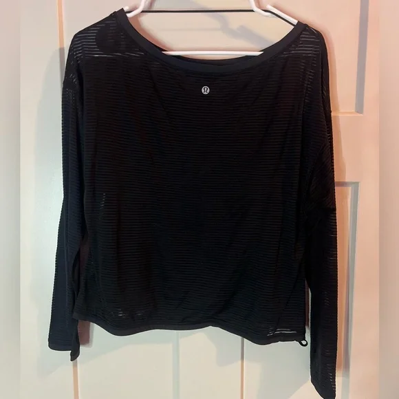 Lululemon Long Sleeve Shirt - Picture 2 of 2